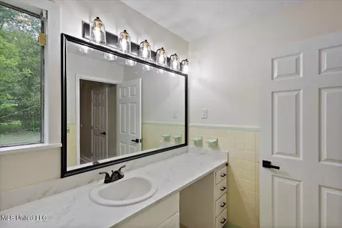 5824 Old Canton Rd, Jackson, MS 39211 photo 13