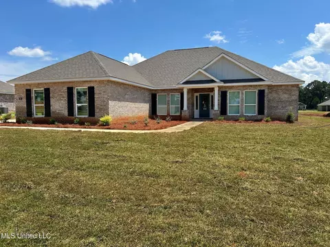 205 E Fire Dept Rd, Lucedale, MS 39452