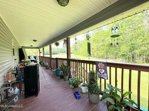 Exterior - 7204 Elder Ferry Rd, Moss Point, MS 39563 photo 8 of 9