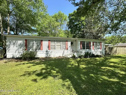 8161 Jack Graves Rd, Biloxi, MS 39532 photo 1