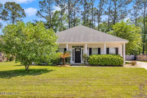 7949 Martin Bluff Rd, Gautier, MS 39553