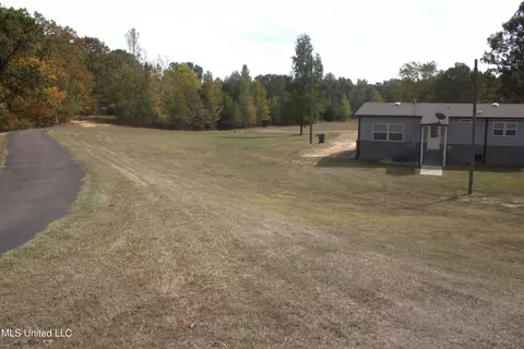 2412 Hardy Rd, Grenada, MS 38901 photo 5