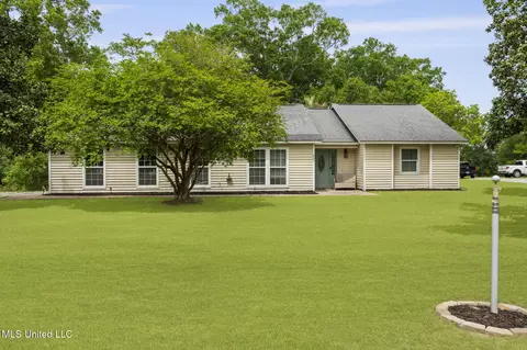 804 Homestead Blvd, Gautier, MS 39553