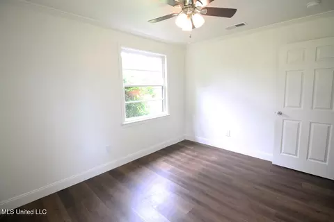 Bedroom - 211 Gordon Rd, Lucedale, MS 39452 photo 6 of 9