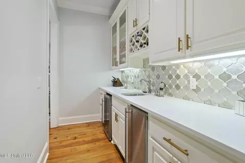 Kitchen - 133 Saddlebrook Cv, Madison, MS 39110 photo 1 of 8