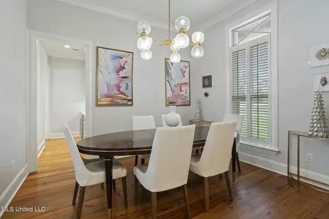Dining - 133 Saddlebrook Cv, Madison, MS 39110 photo 1 of 2