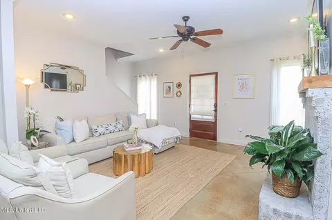 421 Oak Bnd, Brandon, MS 39047 photo 6