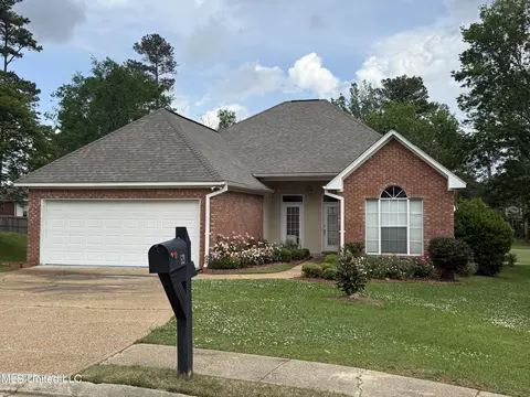 521 Willow Court Dr, Brandon, MS 39047