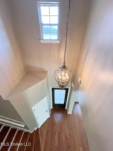 Entry Way - 785 W Fairway Pointe Cv, Hernando, MS 38632 photo 1 of 1