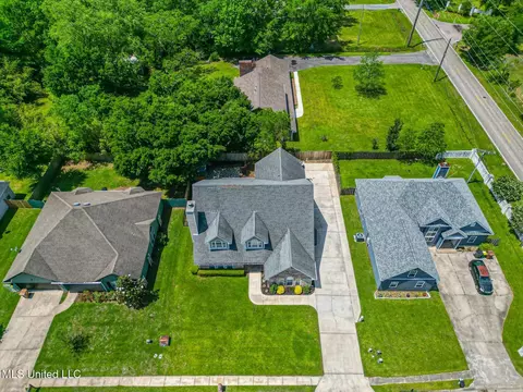 View/Area - 2 Pecan Ln, Long Beach, MS 39560 photo 1 of 1