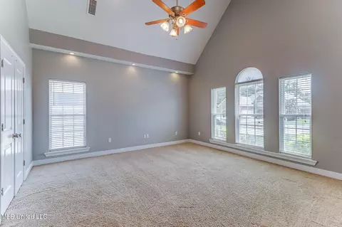 Living - 2 Pecan Ln, Long Beach, MS 39560 photo 5 of 6