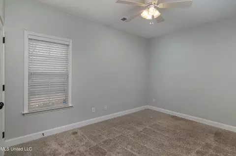 1390 E Lake Front Dr, Hernando, MS 38632 photo 16