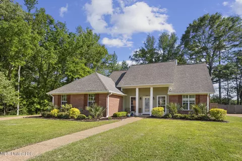 459 Brookstone Dr, Madison, MS 39110