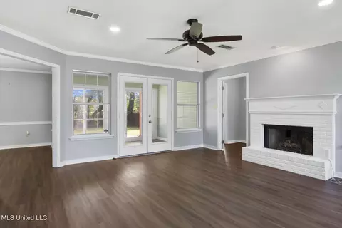 Living - 459 Brookstone Dr, Madison, MS 39110 photo 1 of 1