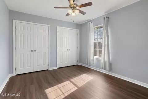 Bedroom - 459 Brookstone Dr, Madison, MS 39110 photo 3 of 4