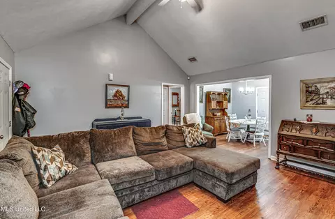 220 Cherry Bark Dr, Brandon, MS 39047 photo 7