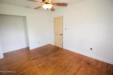 Bedroom - 13143 Hwy 98, Lucedale, MS 39452 photo 6 of 8