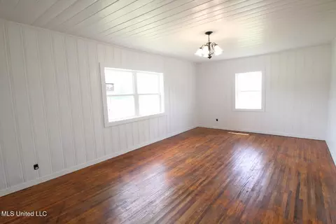 Living - 13143 Hwy 98, Lucedale, MS 39452 photo 1 of 4
