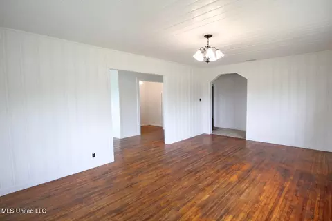 Living - 13143 Hwy 98, Lucedale, MS 39452 photo 3 of 4