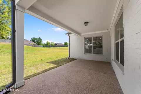 Exterior - 3470 Delaney Dr, Nesbit, MS 38651 photo 5 of 8