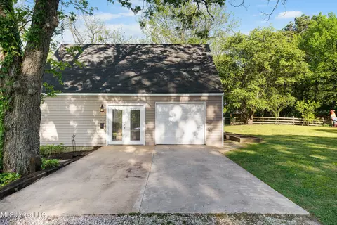 Exterior - 3196 N Fogg Rd, Nesbit, MS 38651 photo 11 of 18