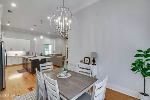 Dining - 1185 Sanctuary Dr, Brandon, MS 39042 photo 3 of 3