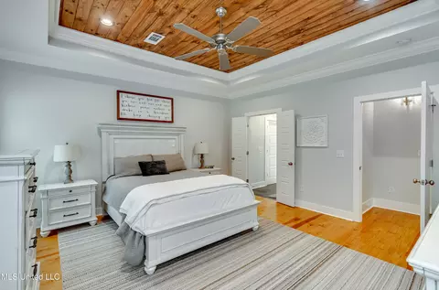 Bedroom - 1185 Sanctuary Dr, Brandon, MS 39042 photo 2 of 9