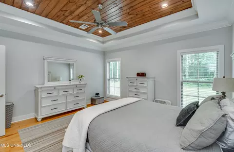 Bedroom - 1185 Sanctuary Dr, Brandon, MS 39042 photo 4 of 9