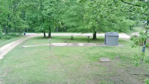 Exterior - 1773 King Rd, Sardis, MS 38666 photo 4 of 4