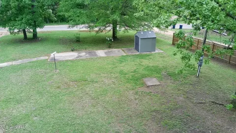 Exterior - 1773 King Rd, Sardis, MS 38666 photo 3 of 4
