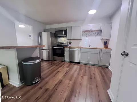 Kitchen - 1773 King Rd, Sardis, MS 38666 photo 1 of 3