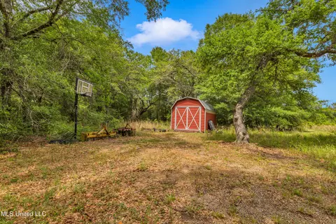 11300 Max Bryant Rd, Moss Point, MS 39562 photo 21