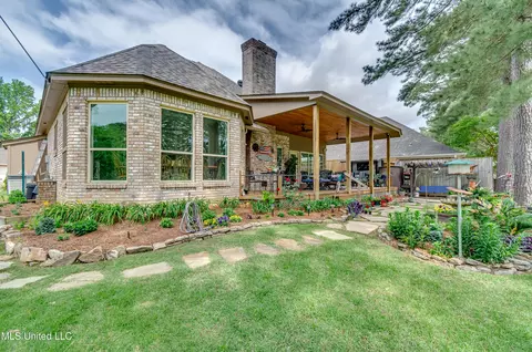 Exterior - 3083 E Fairway Dr, Brandon, MS 39047 photo 14 of 20