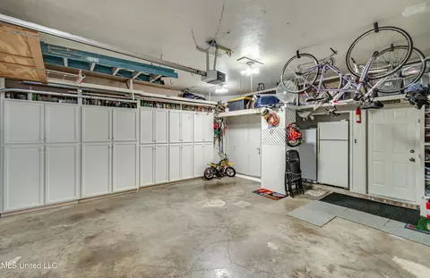 Other - 3083 E Fairway Dr, Brandon, MS 39047 photo 17 of 19