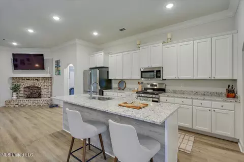 467 Silver Hl, Pearl, MS 39208 photo 8