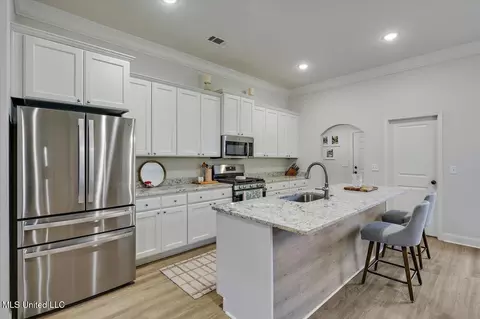 467 Silver Hl, Pearl, MS 39208 photo 7