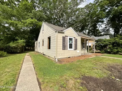 3779 Northview Dr, Jackson, MS 39206 photo 3