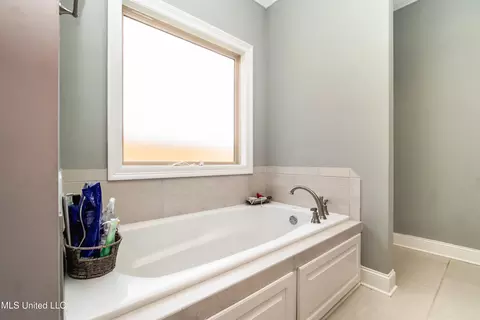 702 Autumn Hl, Madison, MS 39110 photo 16