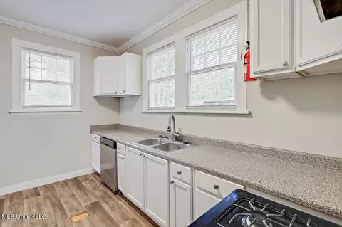 4067 N State St, Jackson, MS 39206 photo 10