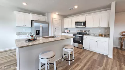 Kitchen - 9682 Reserve Blvd, Biloxi, MS 39532 photo 3 of 3