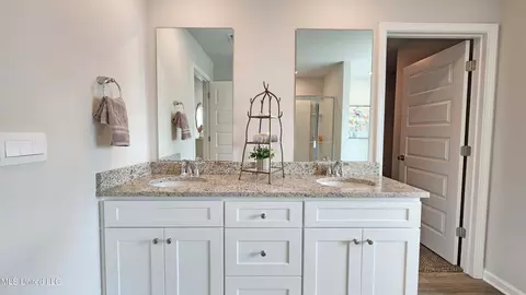 Entry Way - 9682 Reserve Blvd, Biloxi, MS 39532 photo 3 of 4