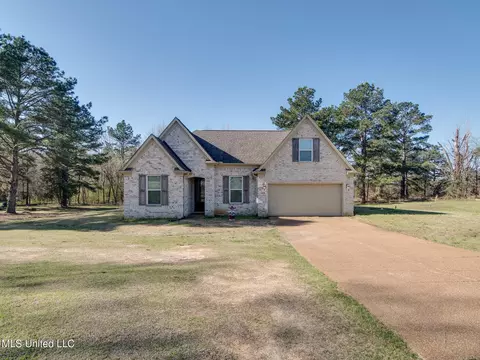 4411 Old Memphis Oxford Rd, Coldwater, MS 38618