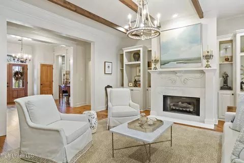Living - 116 Hampton Way, Madison, MS 39110 photo 3 of 5