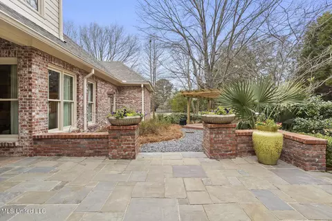 Exterior - 116 Hampton Way, Madison, MS 39110 photo 7 of 12
