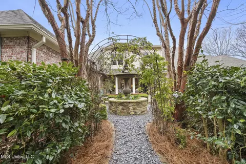 Exterior - 116 Hampton Way, Madison, MS 39110 photo 8 of 12