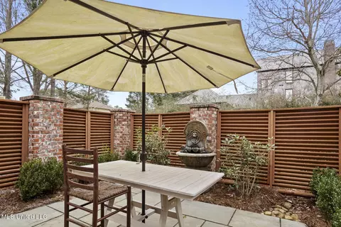 Exterior - 116 Hampton Way, Madison, MS 39110 photo 3 of 12