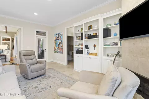 Living - 116 Hampton Way, Madison, MS 39110 photo 4 of 5