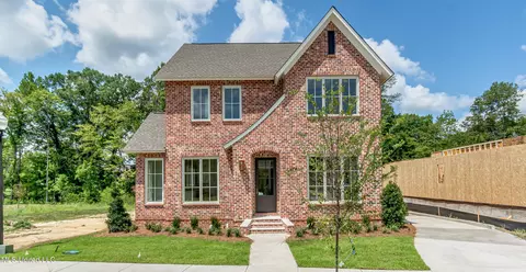 119 Commonwealth Dr, Madison, MS 39110