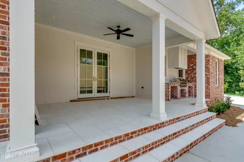 Exterior - 119 Commonwealth Dr, Madison, MS 39110 photo 5 of 10