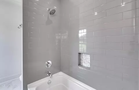 Bath - 119 Commonwealth Dr, Madison, MS 39110 photo 10 of 10